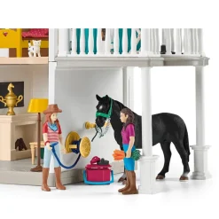 Enfant SCHLEICH GRAND CENTRE ÉQUESTRE DE LAKESIDE