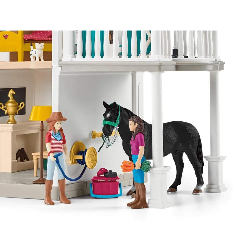 Enfant SCHLEICH GRAND CENTRE ÉQUESTRE DE LAKESIDE