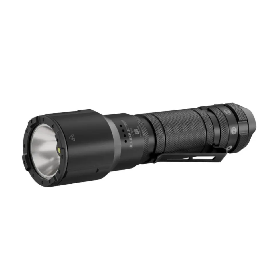 LED LENSER TORCHE TACTIQUE RECHARG. TT3R 1900LUM